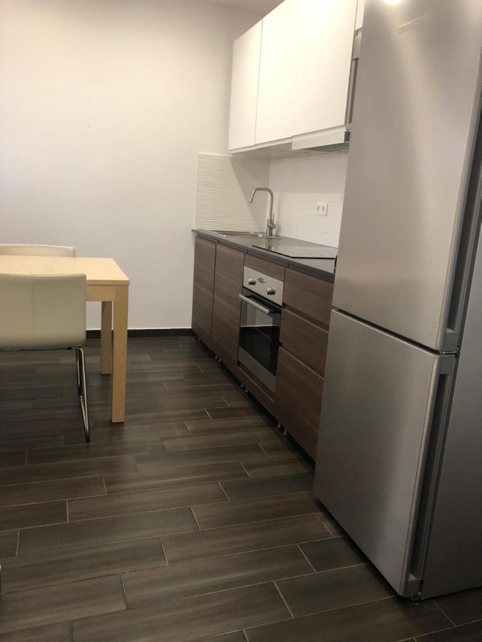 Hullam Apartman บาลาตอนแลลเล ภายนอก รูปภาพ